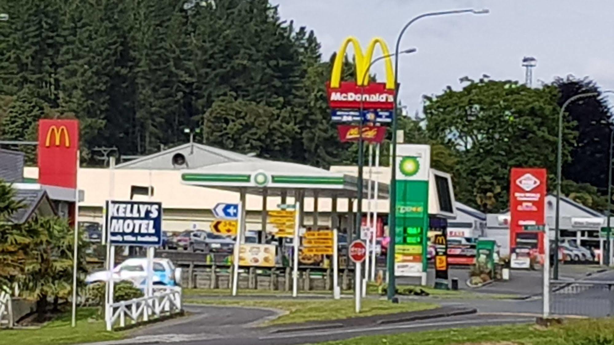 Kelly'S Riverside Motel Taumarunui Exteriör bild