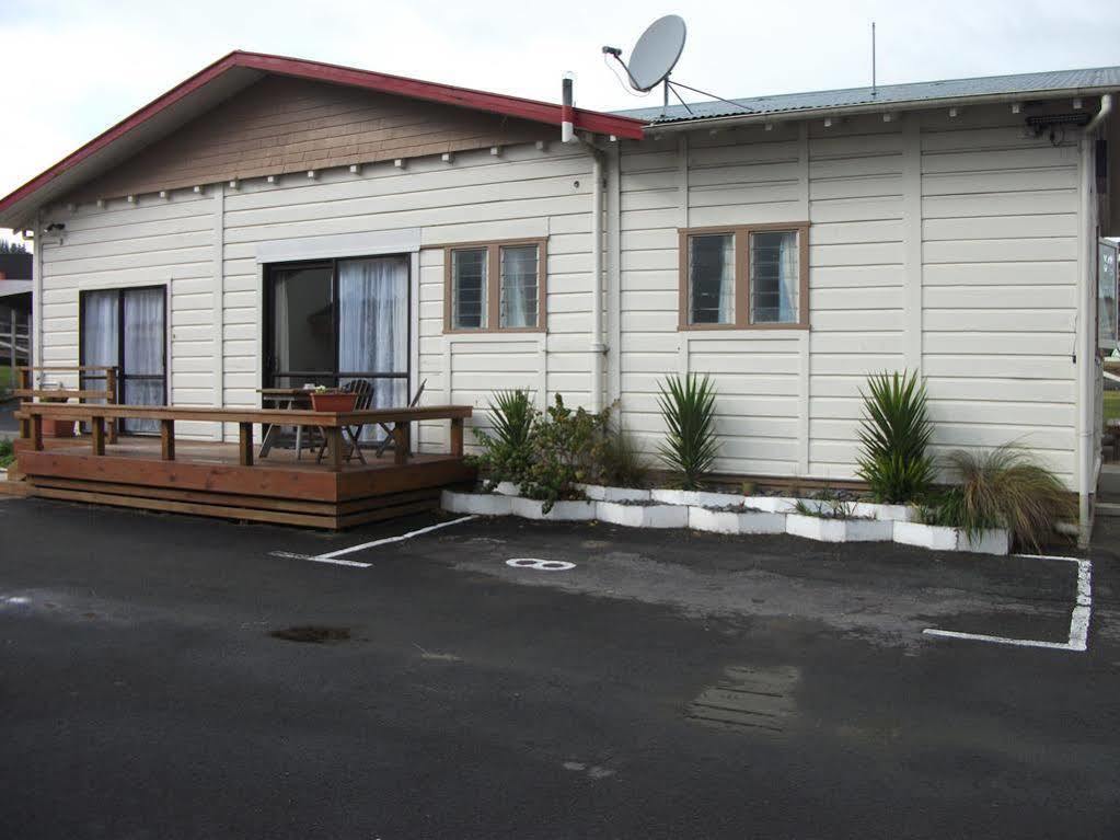 Kelly'S Riverside Motel Taumarunui Exteriör bild